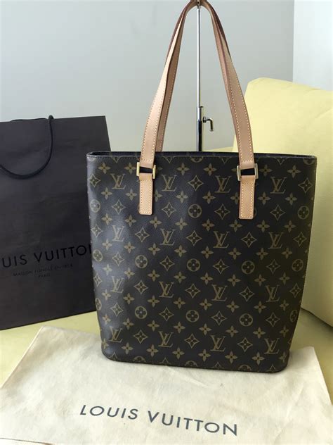 louis vuitton mens tote